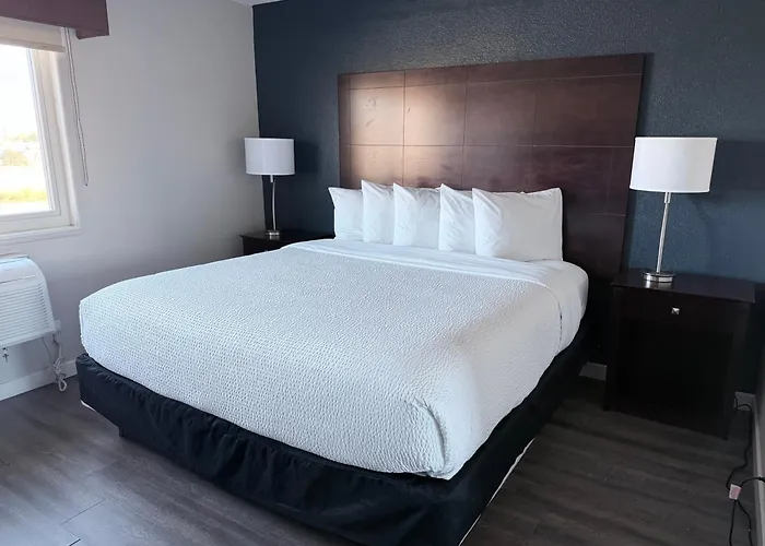 Baymont By Wyndham Henderson-Northeast Denver